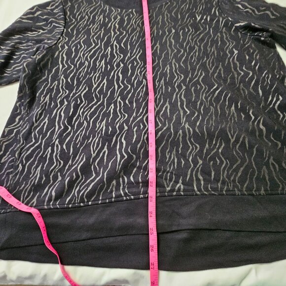 Jane + Delancey Black Abstract Print Tunic Top Sz 1X Lagenlook Cozy Comfort - Picture 9 of 10